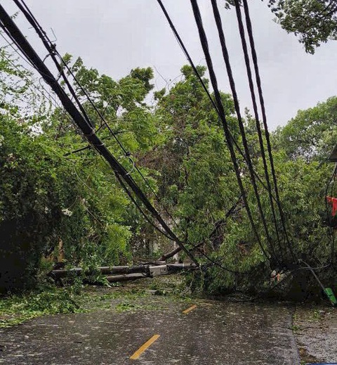 Bão số 3 đã suy yếu thành áp thấp nhiệt đới, nhiều nơi mưa to - Ảnh 35.