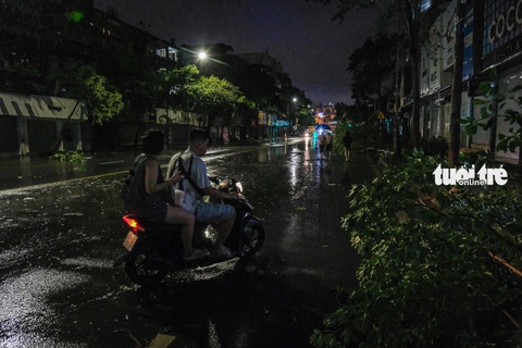 Bão số 3 đã suy yếu thành áp thấp nhiệt đới, nhiều nơi mưa to - Ảnh 11.