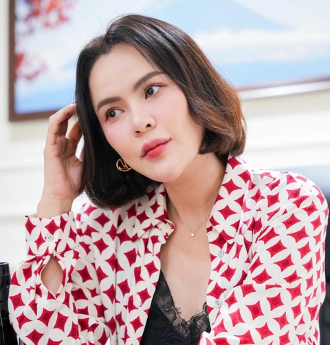 Tin tức giải trí 8-9: Angela Phương Trinh lên tiếng việc có con; Bằng Kiều hát vọng cổ được khen - Ảnh 5. Tin tức giải trí 8-9: Angela Phương Trinh phản ứng lời đồn có con; Bằng Kiều hát vọng cổ được khen - Ảnh 6.