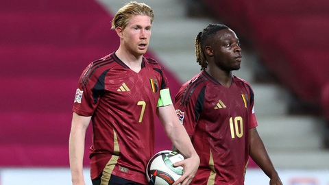 Cầu thủ ngày càng khổ vì FIFA và UEFA - Ảnh 1.