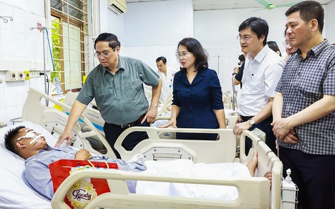 Lãnh đạo Quảng Ninh nói gì về việc nhường 100 tỉ hỗ trợ khắc phục bão cho các tỉnh miền núi? - Ảnh 1. Lãnh đạo Quảng Ninh nói gì về việc nhường 100 tỉ hỗ trợ khắc phục bão cho các tỉnh khó khăn hơn? - Ảnh 1.