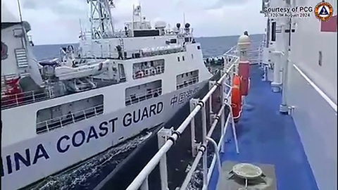 Philippines nói sẽ không cho Trung Quốc kéo tàu khỏi Biển Đông - Ảnh 1. Philippines nói sẽ không cho Trung Quốc kéo tàu khỏi Biển Đông - Ảnh 1.