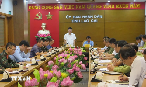 Phó thủ tướng Lê Thành Long kiểm tra tình hình mưa lũ tại Lào Cai - Ảnh 1.