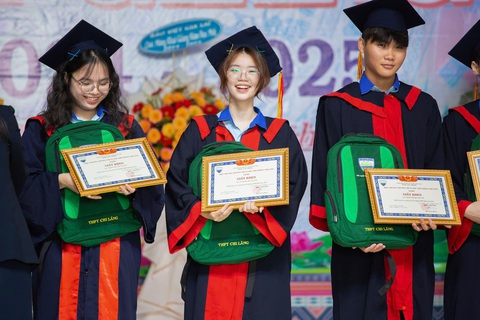 Những ngôi trường hạnh phúc - Ảnh 2.
