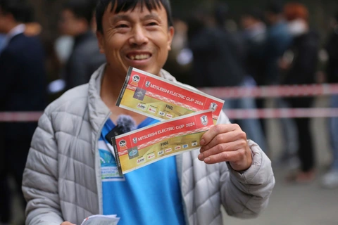 Vé xem chung kết ASEAN Cup 2024: Nhiều khán giả bán vé ra 'chợ đen' - Ảnh 1. Chung kết ASEAN Cup 2024: Nhiều người mua được vé liền bán ngay ra 'chợ đen' - Ảnh 1.