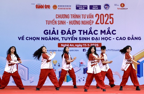 Thí sinh cần cẩn trọng khi xem đề án tuyển sinh đại học - Ảnh 16. Thí sinh cẩn trọng khi tham khảo đề án tuyển sinh đại học - Ảnh 16.