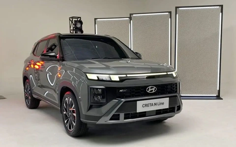 Ảnh thực tế Hyundai Creta 2025 vừa ra mắt ĐNÁ: Giá quy đổi từ 470 triệu đồng, thêm bản thể thao, có thể sớm về Việt Nam- Ảnh 2. Ảnh thực tế Hyundai Creta 2025 vừa ra mắt Đông Nam Á, giá từ 470 triệu đồng - Ảnh 1.