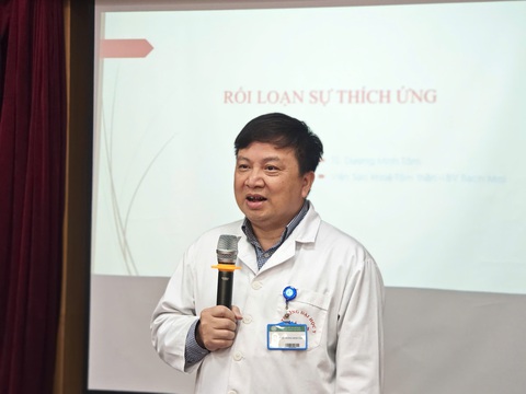 Chồng làm ăn thua lỗ, vợ lo lắng đến nhập viện tâm thần - Ảnh 1. Chồng làm ăn thua lỗ, vợ lo lắng đến nhập viện tâm thần - Ảnh 1.