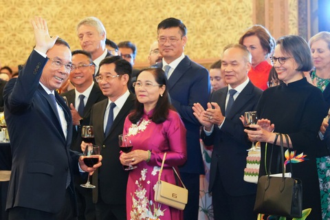 Năm mới, kỳ vọng mới cho TP.HCM - Ảnh 3. Năm mới, kỳ vọng mới cho TP.HCM - Ảnh 3.