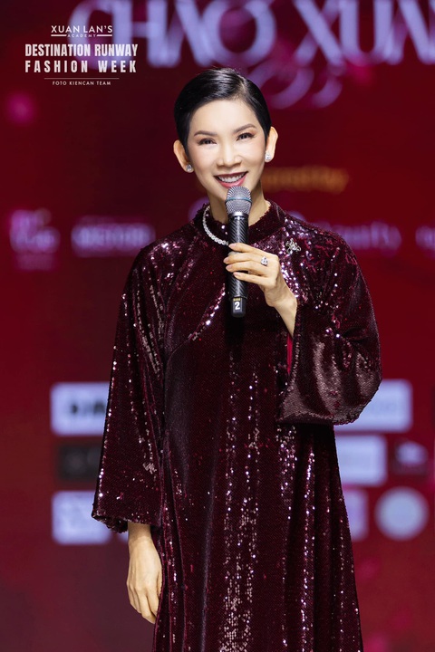 Siêu mẫu Xuân Lan không ngại 'xin tiền' để cứu chữa cho bệnh nhi khó khăn - Ảnh 9. Siêu mẫu Xuân Lan không ngại 'xin tiền' để cứu chữa cho bệnh nhi khó khăn - Ảnh 9.