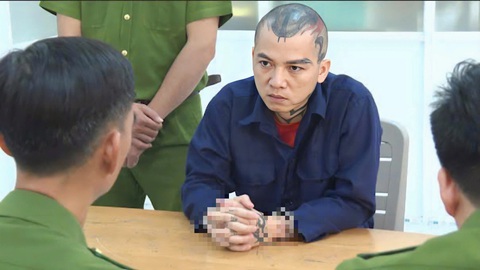 CATP Hồ Chí Minh triệt phá nhóm đối tượng tàng trữ, mua bán trái phép vũ khí quân dụng và công cụ - Ảnh 1.