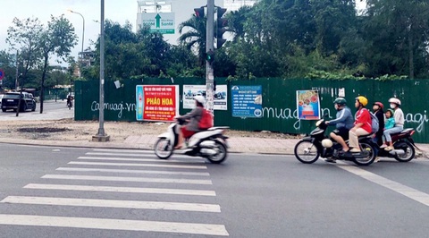 Nha Trang xử lý cấp tốc quảng cáo bán pháo trái pháp luật - Ảnh 1.