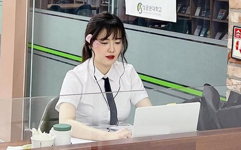 Goo Hye Sun tiết lộ bị nhiều sinh viên tán tỉnh - Ảnh 1.