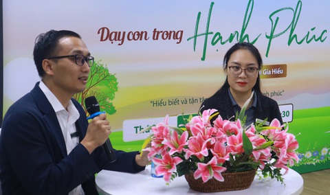 Thạc sĩ toán học khuyên phụ huynh không cho con xem TikTok - Ảnh 1.