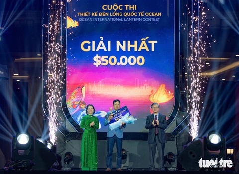 Đèn lồng Hội An làm 'lay động' giám khảo, về nhất cuộc thi đèn lồng quốc tế đầu tiên trên thế giới - Ảnh 2.