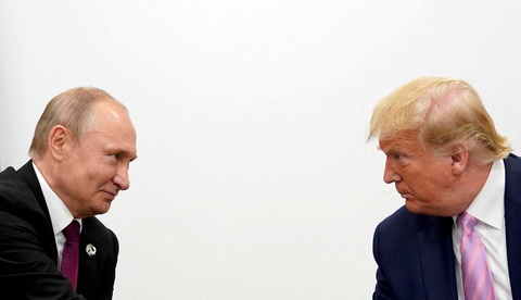 Truyền thông Nga: Ông Trump vừa bày tỏ 'tình yêu' vừa ra tối hậu thư cho Nga - Ảnh 1. Truyền thông Nga: Ông Trump vừa bày tỏ 'tình yêu' vừa ra tối hậu thư cho Nga - Ảnh 1.