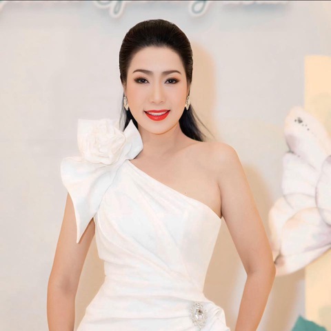 Hoa hậu Doanh nhân Hoàn vũ Việt Nam có thể có hoa hậu 55 tuổi - Ảnh 2. Hoa hậu Doanh nhân Hoàn vũ Việt Nam có thể có hoa hậu 55 tuổi - Ảnh 2.