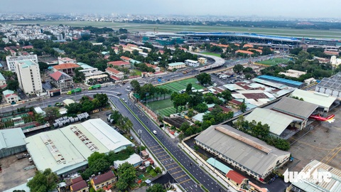 Đường nối Trần Quốc Hoàn và Dương Quảng Hàm chỉ thông xe ‘một nửa’, vì sao? - Ảnh 3.