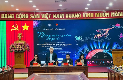 Hà Nội sẽ trình diễn drone mang theo pháo hỏa thuật vào đêm giao thừa, lập kỷ lục thế giới - Ảnh 1.