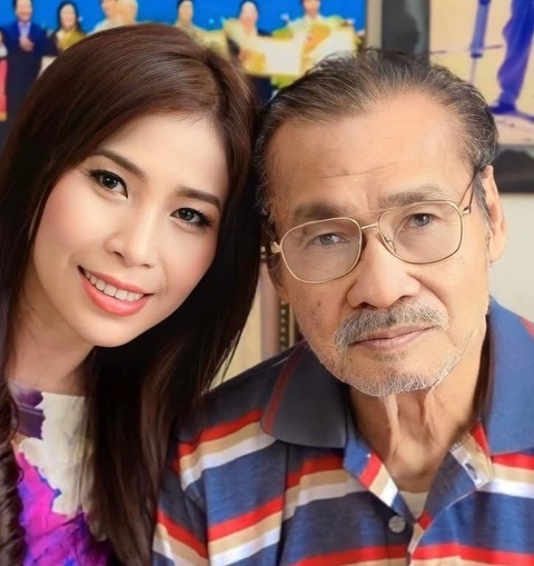 Ngày xuân có còn thăm nhau? - Ảnh 3. Ngày Tết có còn thăm nhau? - Ảnh 4.