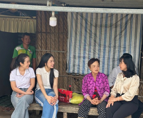 Hoa hậu Thanh Thủy tặng máy lọc nước, mở rộng dự án nước sạch - Ảnh 4. Hoa hậu Thanh Thủy tặng máy lọc nước ở Bạc Liêu, mở rộng dự án nước sạch - Ảnh 4.
