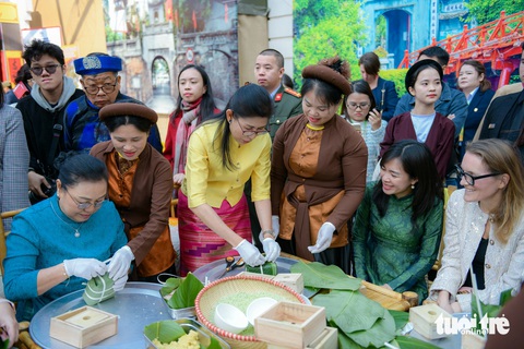 Home Hanoi Xuan: sứ giả kết nối văn hóa Việt với thế giới - Ảnh 3. Home Hanoi Xuan: sứ giả kết nối văn hóa Việt với thế giới - Ảnh 3.