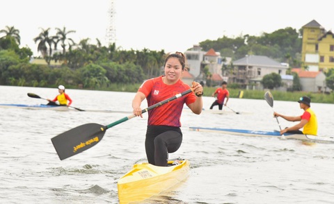 VĐV canoeing Nguyễn Thị Hương: Được đảm bảo chế độ tại đội tuyển - Ảnh 1. VĐV canoeing Nguyễn Thị Hương: Được đảm bảo chế độ tại đội tuyển - Ảnh 1.