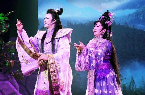Cải lương, xiếc, rối sẵn sàng 'ra quân' Tết Ất Tỵ - Ảnh 2. Cải lương, xiếc, rối sẵn sàng 'ra quân' Tết Ất Tỵ - Ảnh 2.
