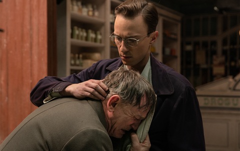 Queer: Khi Daniel Craig phá vỡ chuẩn mực - Ảnh 1.