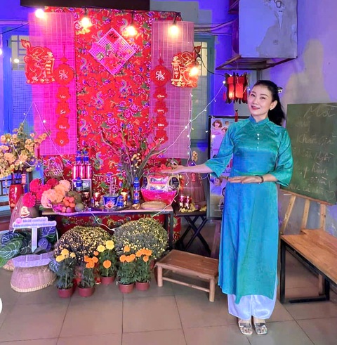 Nghệ sĩ sân khấu ăn Tết sớm - Ảnh 2. Nghệ sĩ sân khấu ăn Tết sớm - Ảnh 3.