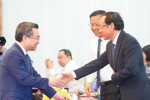 Phó bí thư thường trực Nguyễn Thanh Nghị: Sẽ chung sức để TP.HCM phát triển như kỳ vọng - Ảnh 2. Phó bí thư thường trực Nguyễn Thanh Nghị: Sẽ chung sức để TP.HCM ngày càng phát triển - Ảnh 2.
