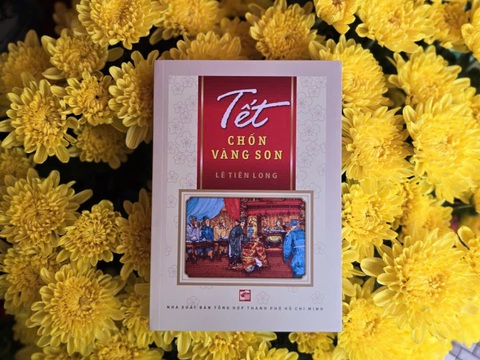 Tết chốn vàng son tái hiện nghi lễ, thú chơi Tết trong cung đình Việt ngày xưa - Ảnh 1. Tết trong cung đình xưa ra sao? Trò đánh đu ngày Tết có từ thời Trần? - Ảnh 1.