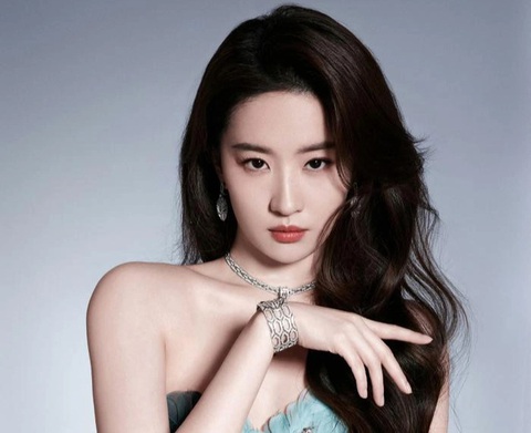 Bắt giữ nghi phạm trong vụ mất tích của Vương Tinh; Nhân viên bị sa thải vì công kích Lưu Diệc Phi - Ảnh 4. Bắt giữ nghi phạm trong vụ mất tích của Vương Tinh; Nhân viên bị sa thải vì công kích Lưu Diệc Phi - Ảnh 4.