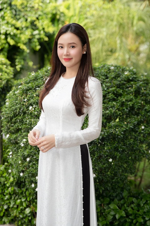 Midu: 'Tôi cố gắng cân bằng giữa gia đình và công việc' - Ảnh 3.