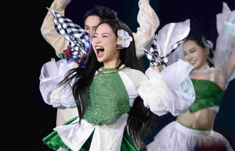 Phương Mỹ Chi: Tôi mà cười là cười nguyên ngày - Ảnh 4. Phương Mỹ Chi: Tôi mà cười là cười nguyên ngày - Ảnh 4.
