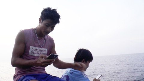 Đánh bắt xa bờ, ghe tàu neo lại gần nhau để cùng có cảm giác ăn Tết trên biển - Ảnh 4.