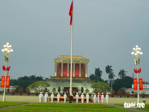Thiêng liêng lễ chào cờ mùng 1 Tết trên Quảng trường Ba Đình - Ảnh 6. Thiêng liêng lễ chào cờ mùng 1 Tết trên Quảng trường Ba Đình - Ảnh 6.