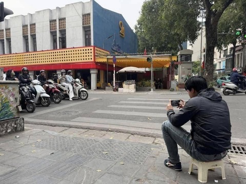 Ảnh vui 3-1: Thợ săn tiền thưởng - Ảnh 1.