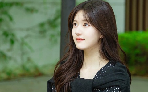 Vu Chính bức xúc lên tiếng, chất vấn Triệu Lộ Tư rằng 'Tôi đã làm gì cô?' - Ảnh 4. Vu Chính bức xúc lên tiếng, chất vấn Triệu Lộ Tư rằng 'Tôi đã làm gì cô?' - Ảnh 3.