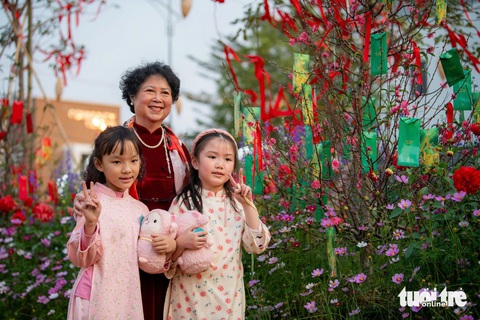 Home Hanoi Xuan: yêu thương gắn kết vị Tết đoàn viên - Ảnh 6. Home Hanoi Xuan: Yêu thương gắn kết vị Tết đoàn viên - Ảnh 6.
