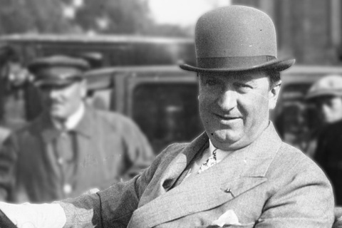 Ettore Bugatti - Sếp tuổi Tỵ ám ảnh với sự hoàn mỹ, tự làm chuồng gà vì ấm ức tăng giá trứng gà- Ảnh 2. Ettore Bugatti - Thiên tài làng xe tuổi Tỵ ám ảnh với sự hoàn mỹ - Ảnh 2.