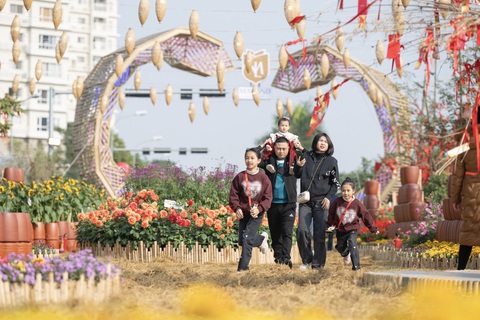 Home Hanoi Xuan: yêu thương gắn kết vị Tết đoàn viên - Ảnh 5. Home Hanoi Xuan: Yêu thương gắn kết vị Tết đoàn viên - Ảnh 5.