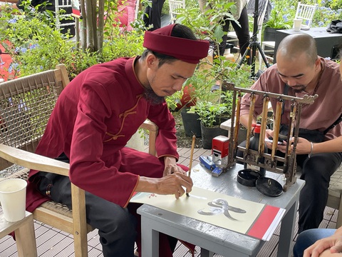 Bánh chưng, nồi thịt kho và tình yêu văn hóa Tết Việt - Ảnh 5. Bánh chưng, nồi thịt kho và tình yêu văn hóa Tết Việt - Ảnh 3.