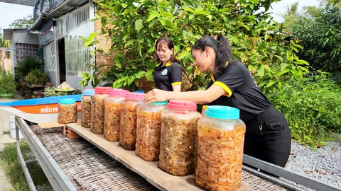 Thiếu hụt nguyên liệu cận Tết, giá khô miền Tây biến động mạnh - Ảnh 1. Thiếu hụt nguyên liệu cận Tết, giá khô miền Tây biến động mạnh - Ảnh 1.