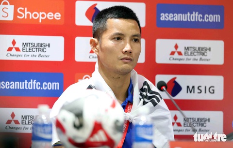 HLV Kim Sang Sik: 'Đây là chức vô địch lịch sử' - Ảnh 2.