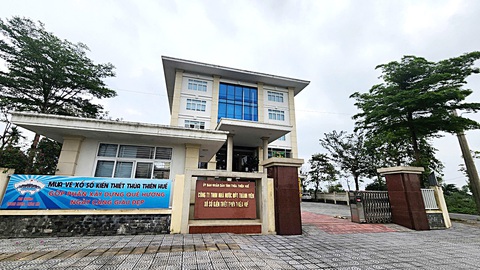 'Quy luật khác lạ' của vé bóc xổ số Thừa Thiên Huế - Ảnh 2. 'Quy luật khác lạ' của vé bóc xổ số Thừa Thiên Huế - Ảnh 2.