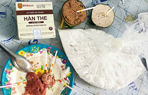 Trộn hàn the vào giò, chả coi chừng hầu tòa - Ảnh 1. Trộn hàn the vào giò, chả coi chừng hầu tòa - Ảnh 1.