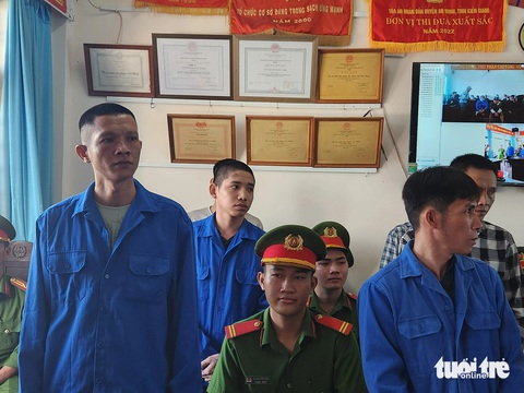 Xét xử nhóm ‘bảo kê’ mặt biển tại Kiên Giang - Ảnh 3.