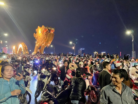Không bắn pháo hoa Tết dương lịch, Đà Nẵng tổ chức 3 điểm bắn pháo hoa Tết Nguyên đán - Ảnh 2.