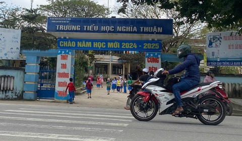 Vì sao hiệu trưởng bị kỷ luật vẫn tiếp tục làm hiệu trưởng? - Ảnh 1.
